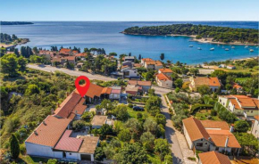 Stunning Apartment In Pula With Kitchen